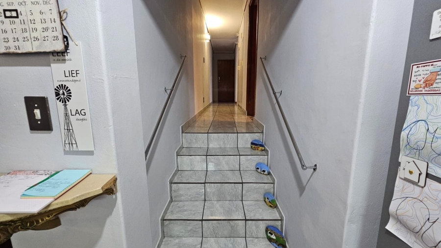 5 Bedroom Property for Sale in Mossel Bay Ext 15 Western Cape